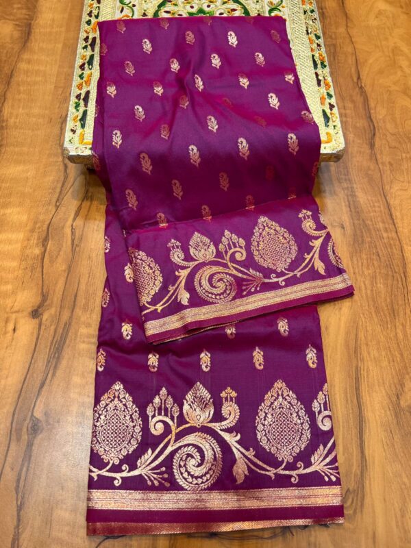 Rajwadi Takshshila Paithani Saree - Image 5